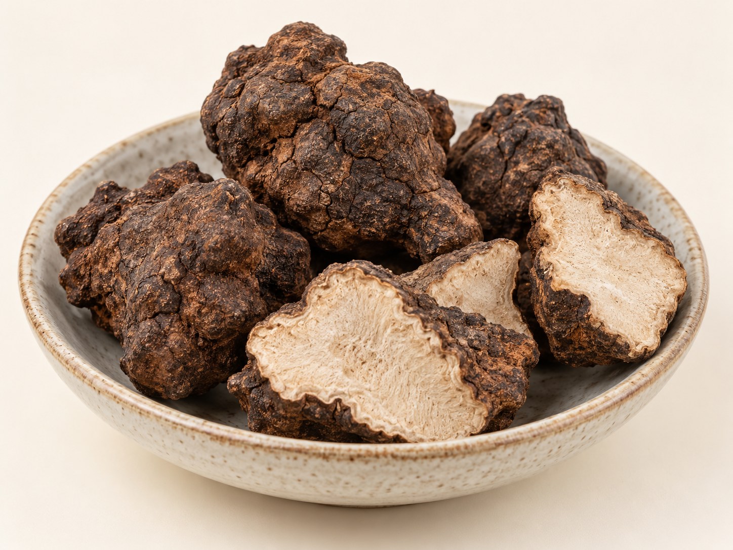 Zhu Ling · Umbellate polypore sclerotium — Dried materia medica
